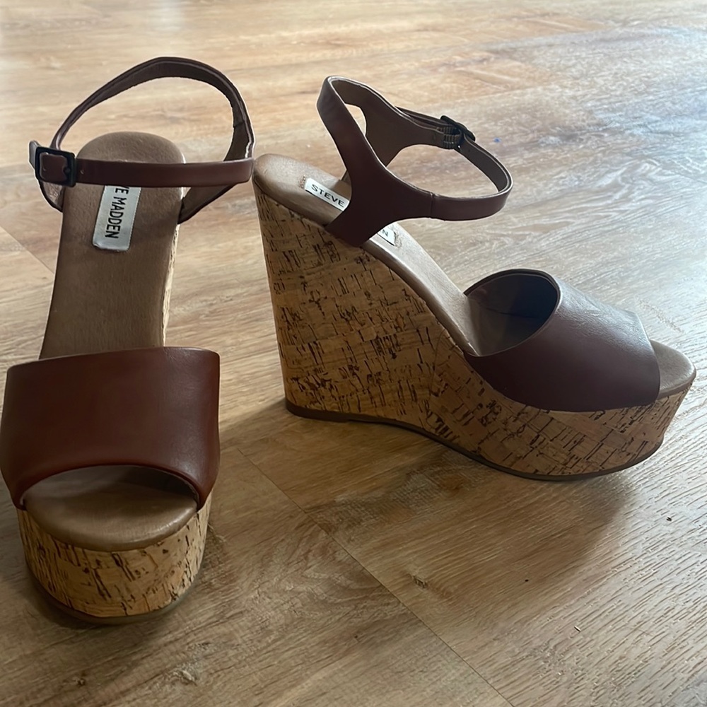 Steve Madden, brown wedges, size 8